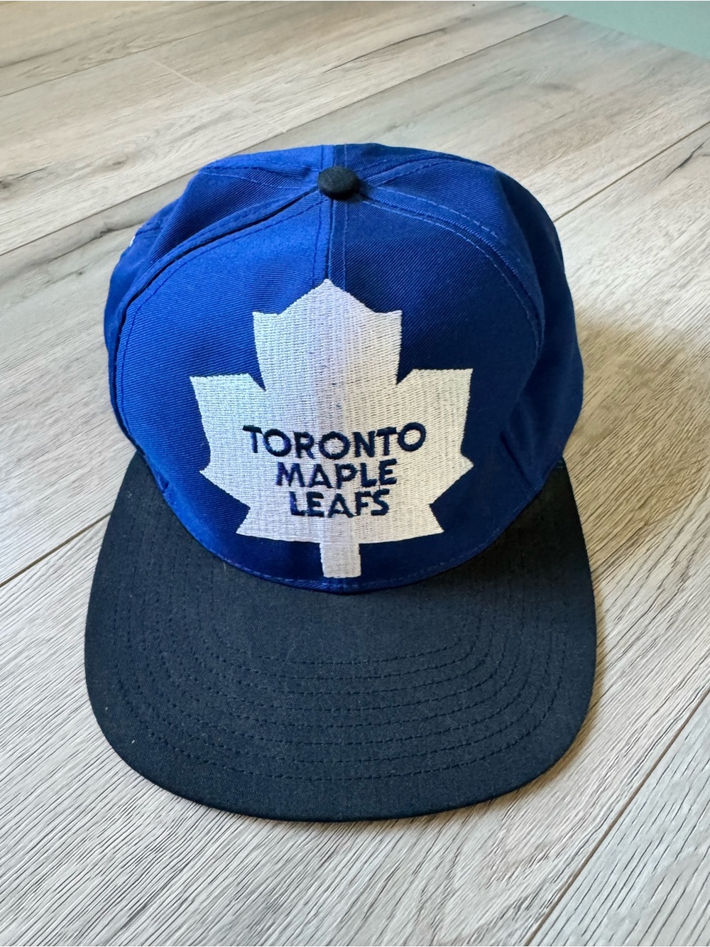 Toronto Maple Leafs Logo Athletics hat Block Head 90s Grail